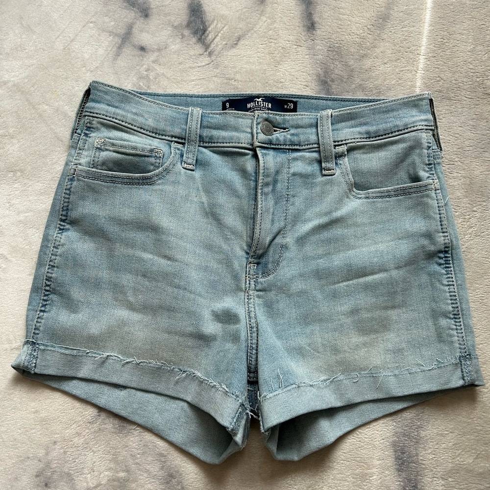 Hollister high rise shorts size 9